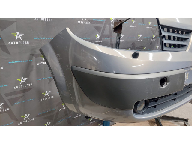 Бампер передний в сборе 7701474769, 8200140334 Renault Scenic 2 Бампер передний в сборе 7701474769, 8200140334 Renault Scenic 2